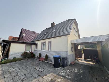Gebäude Hofansicht Gebäude Hofansicht - Einfamilienhaus in 17192 Waren mit 108m² kaufen