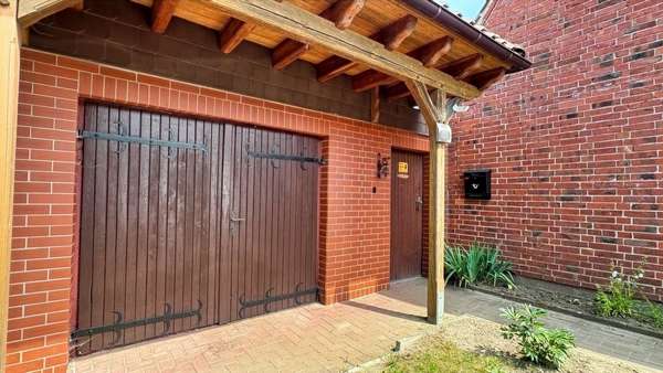 Einfahrt - Doppelhaushälfte in 17207 Röbel mit 72m² kaufen