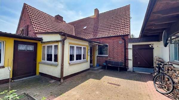 Gebäudeansicht 3 - Doppelhaushälfte in 17207 Röbel mit 72m² kaufen