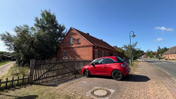 Gebäudeansicht 4 Gebäudeansicht 4 - Einfamilienhaus in 17209 Eldetal mit 122m² kaufen