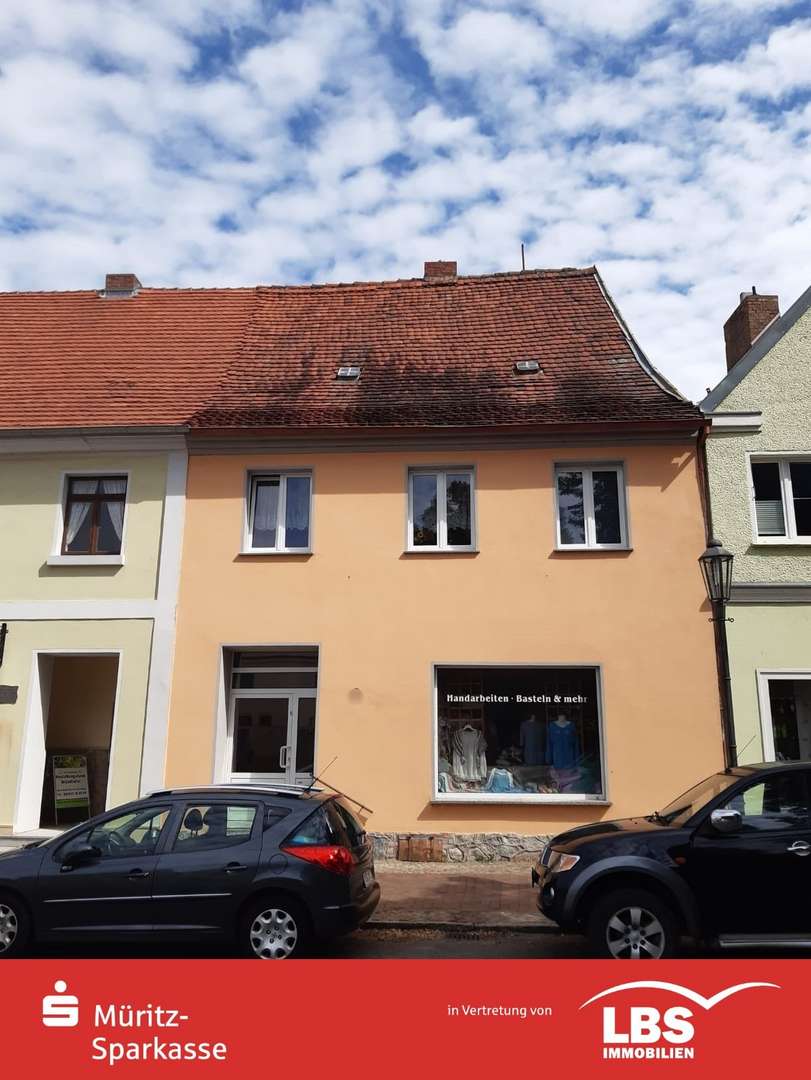 Gebäudeansicht 1 - Reihenmittelhaus in 17207 Röbel mit 72m² kaufen