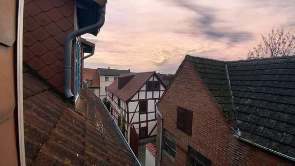 Blick in die Nachbarschaft - Dachgeschosswohnung in 17192 Waren mit 53m² kaufen