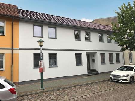 Straßenansicht - Reihenmittelhaus in 17109 Demmin mit 258m² kaufen