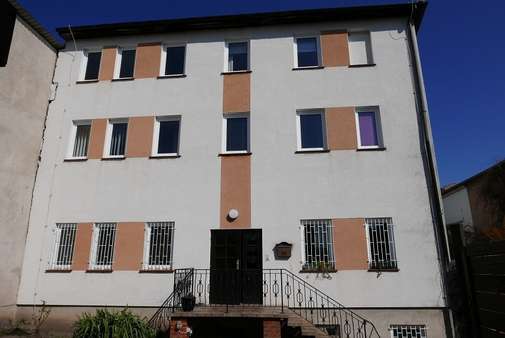 Ansicht vom Hof - Sonstige in 17087 Altentreptow mit 80m² kaufen