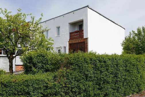 Straßenansicht - Reihenendhaus in 17036 Neubrandenburg mit 118m² kaufen
