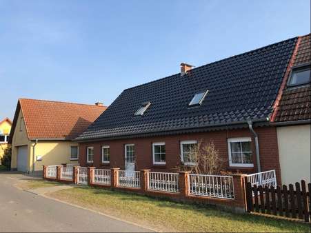 Haus 1 und Haus 2 - Zweifamilienhaus in 17111 Meesiger mit 200m² kaufen