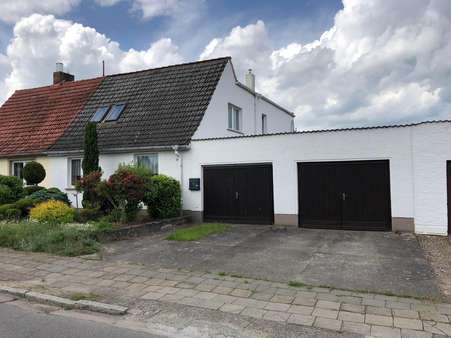 null - Doppelhaushälfte in 17109 Demmin mit 180m² kaufen