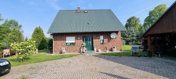 Hausansicht Hausansicht - Einfamilienhaus in 17309 Jatznick mit 150m² kaufen