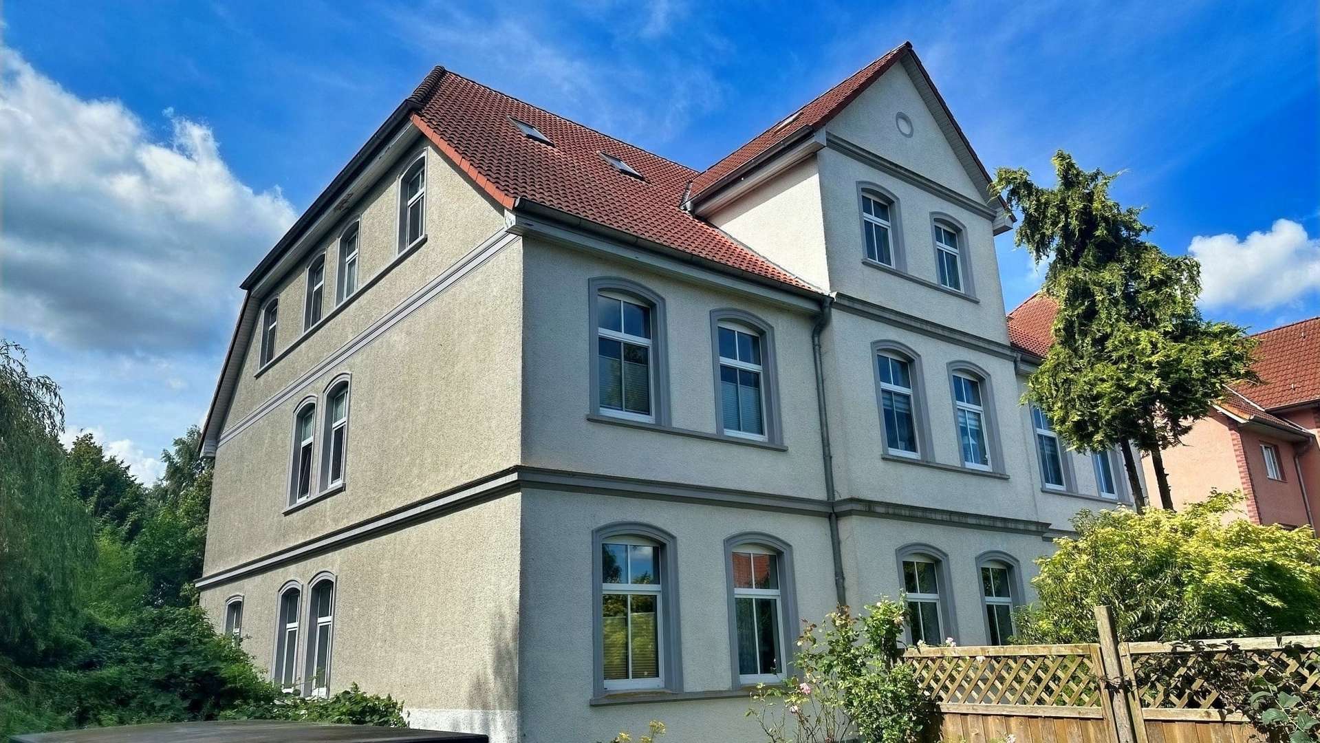 Ansicht Straße - Etagenwohnung in 17493 Greifswald mit 85m² kaufen