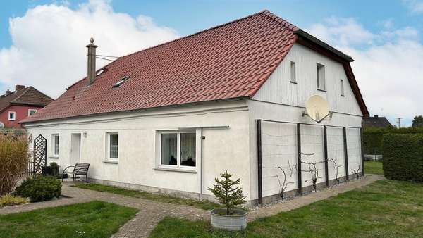 Außenansicht Giebel Außenansicht Giebel - Einfamilienhaus in 17391 Krusenfelde mit 170m² kaufen