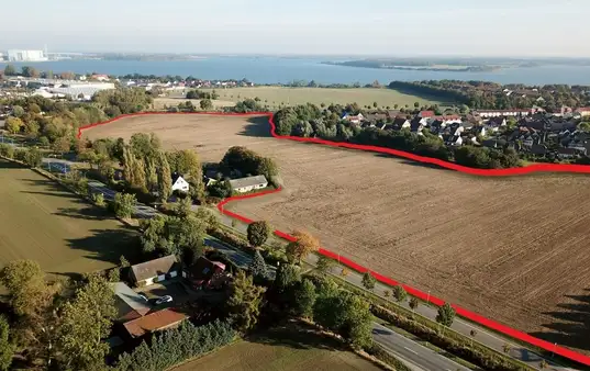 Attraktive Baugrundstücke in Wassernähe
