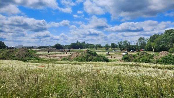 Baugebiet Richtung Devin Baugebiet Richtung Devin - Grundstück in 18439 Stralsund mit 661m² kaufen