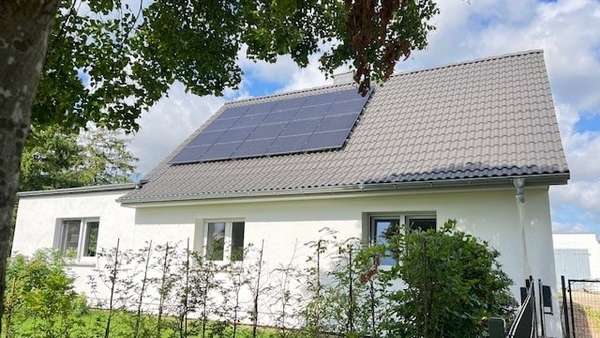 Ansicht Ansicht - Einfamilienhaus in 18516 Süderholz mit 132m² kaufen