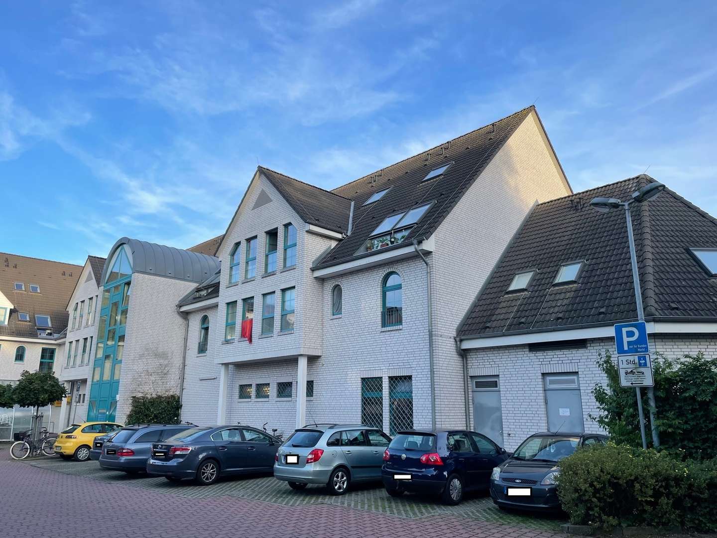 Wohn-Geschäftshaus - Südwestansicht - Dachgeschosswohnung in 17489 Greifswald mit 33m² mieten