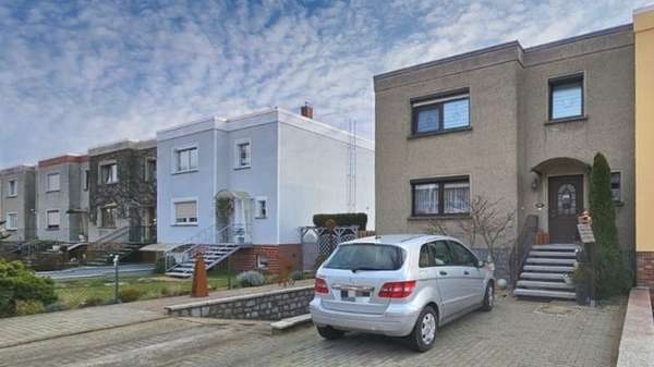 Hausansicht - Reihenendhaus in 18507 Grimmen mit 80m² kaufen