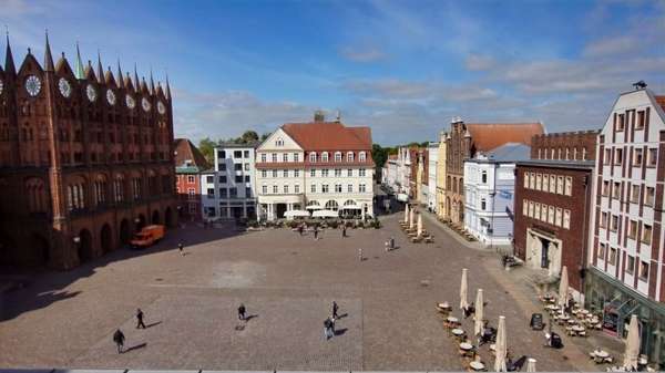 Blick zum Alten Markt - Appartementhaus in 18439 Stralsund mit 465m² kaufen