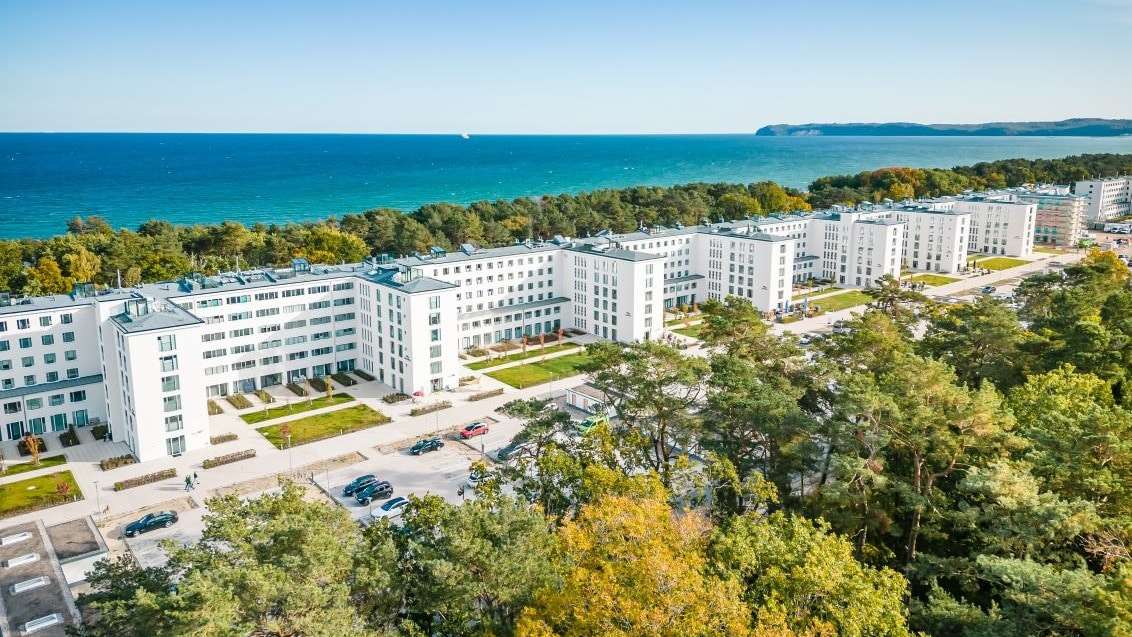 Hausansicht - Erdgeschosswohnung in 18609 Ostseebad Binz mit 102m² kaufen