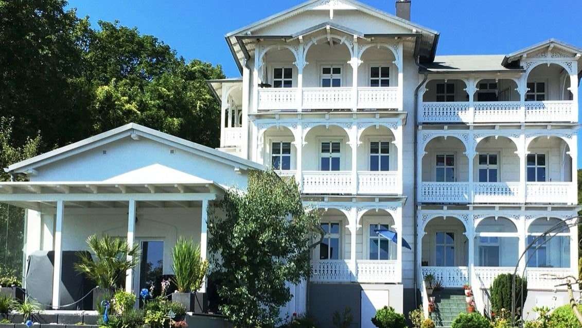Außenansicht - Erdgeschosswohnung in 18546 Sassnitz mit 85m² kaufen