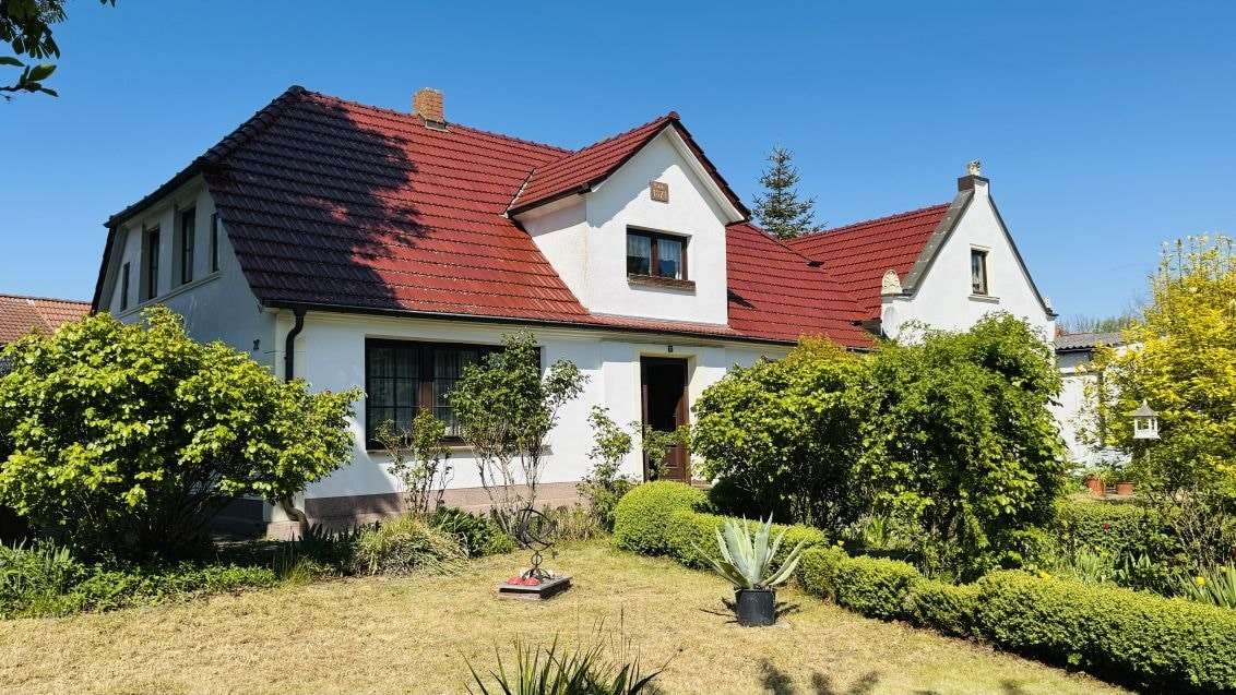 Hausansicht Hausansicht - Einfamilienhaus in 18556 Wiek mit 195m² kaufen