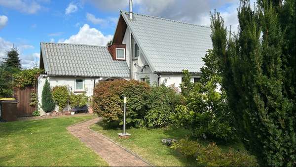 Außenansicht Außenansicht - Einfamilienhaus in 18314 Lüdershagen mit 80m² kaufen