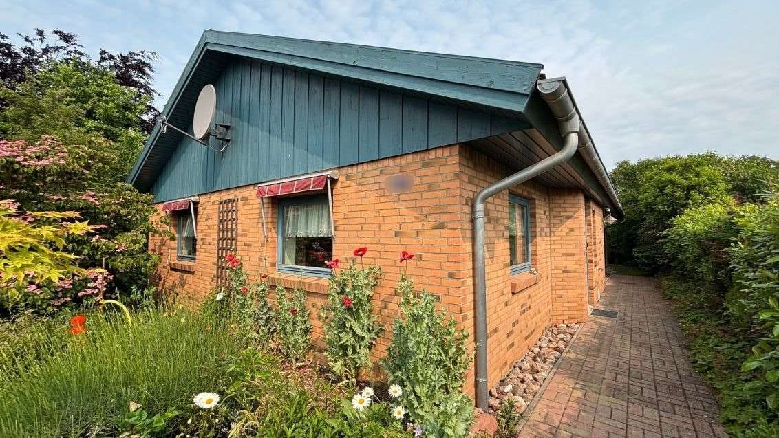 Hausansicht - Bungalow in 18356 Barth mit 115m² kaufen