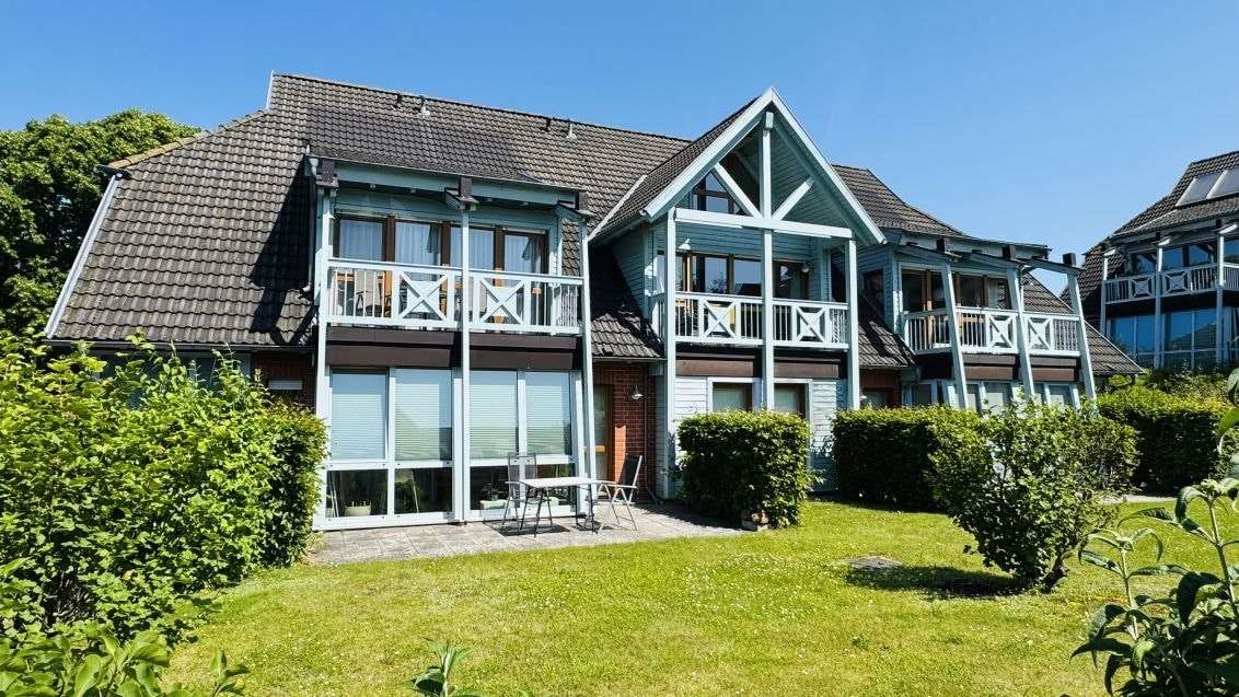 Hausansicht Hausansicht - Maisonette-Wohnung in 18586 Sellin mit 55m² kaufen