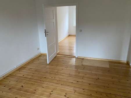 Zimmer Zimmer - Erdgeschosswohnung in 17489 Greifswald mit 50m² mieten