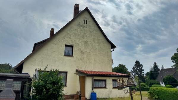 Giebel Giebel - Doppelhaushälfte in 17129 Tutow mit 130m² kaufen