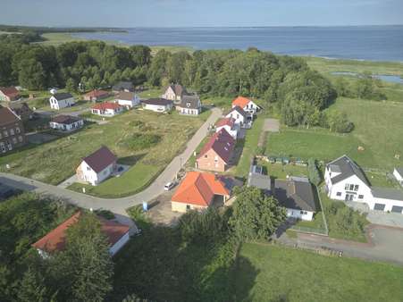 Draufblick Draufblick - Doppelhaushälfte in 18445 Klausdorf mit 126m² kaufen