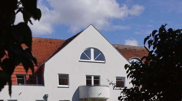 Außenansicht Außenansicht - Maisonette-Wohnung in 18437 Stralsund mit 126m² mieten