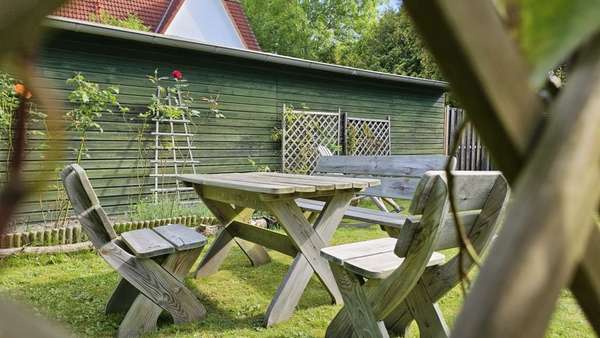 Sitzecke im Garten - Einfamilienhaus in 18374 Zingst mit 75m² kaufen