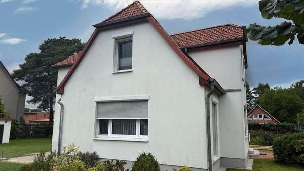 Seitenansicht Seitenansicht - Einfamilienhaus in 17509 Lubmin mit 143m² kaufen