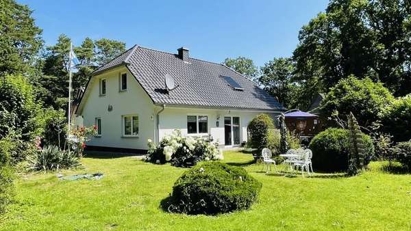 Hausansicht Hausansicht - Einfamilienhaus in 18551 Glowe mit 93m² kaufen