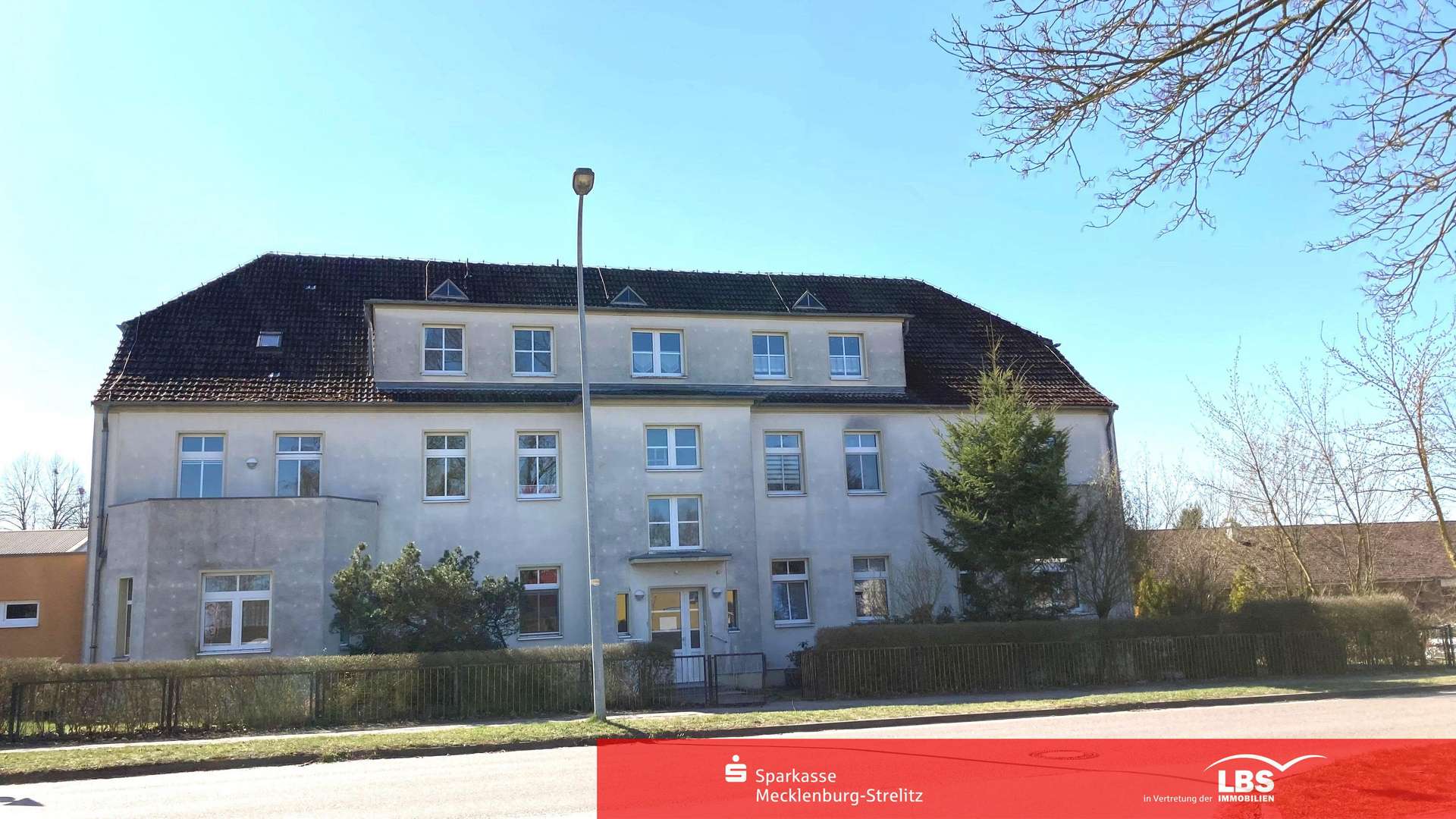 Straßenansicht - Mehrfamilienhaus in 17252 Mirow mit 658m² kaufen