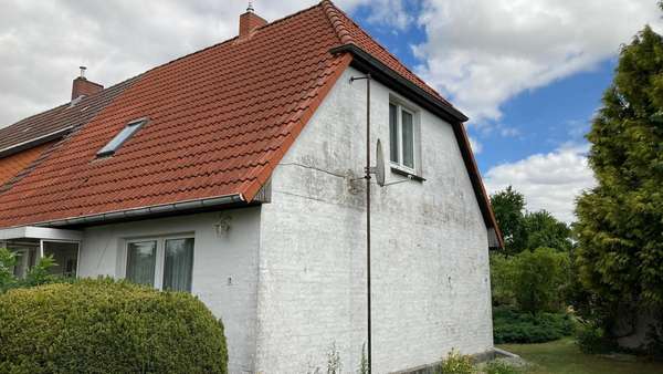Giebel - Doppelhaushälfte in 17039 Trollenhagen mit 69m² kaufen