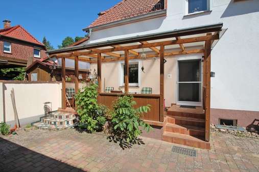 Terrasse/ Eingang Küche - Einfamilienhaus in 17094 Burg Stargard mit 185m² kaufen