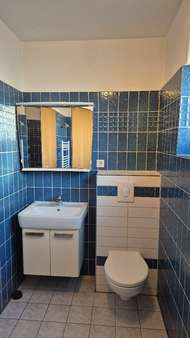 Bad WC  im OG - Reihenendhaus in 13469 Berlin mit 146m² kaufen