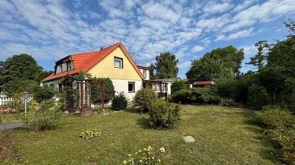 Viel Platz für Poolträume - Einfamilienhaus in 16727 Oberkrämer mit 108m² kaufen