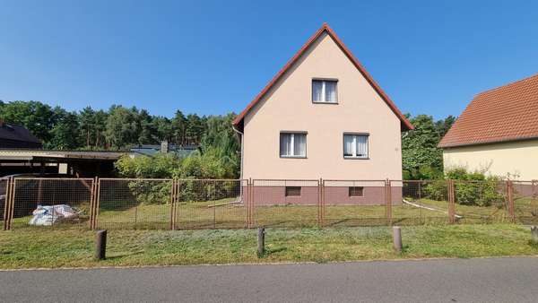 Straßenansicht - Einfamilienhaus in 16761 Hennigsdorf mit 76m² kaufen