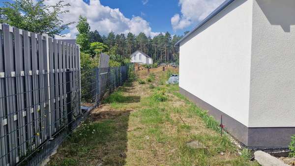 Zufahrt zum Grundstück - Grundstück in 14822 Borkwalde mit 833m² kaufen