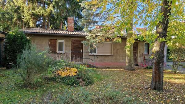 Abriss Nebengelass mit Garage Abriss Nebengelass mit Garage - Grundstück in 14513 Teltow mit 1195m² kaufen