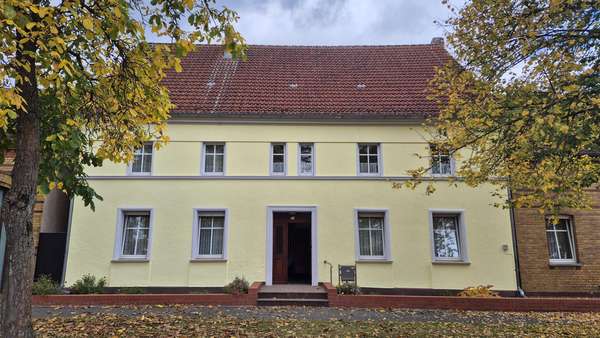 Ansicht Wohnhaus - Bauernhaus in 14947 Nuthe-Urstromtal mit 184m² kaufen