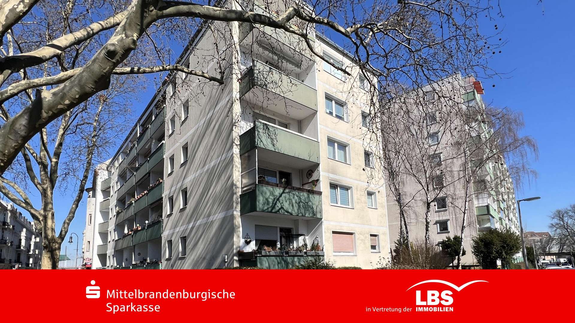 Aufmacher Aufmacher - Etagenwohnung in 13597 Berlin mit 62m² als Kapitalanlage kaufen