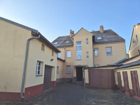 Teilsaniertes MFH in guter Lage