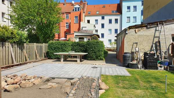 Rückansicht Wohnhaus - Mehrfamilienhaus in 14776 Brandenburg mit 349m² kaufen