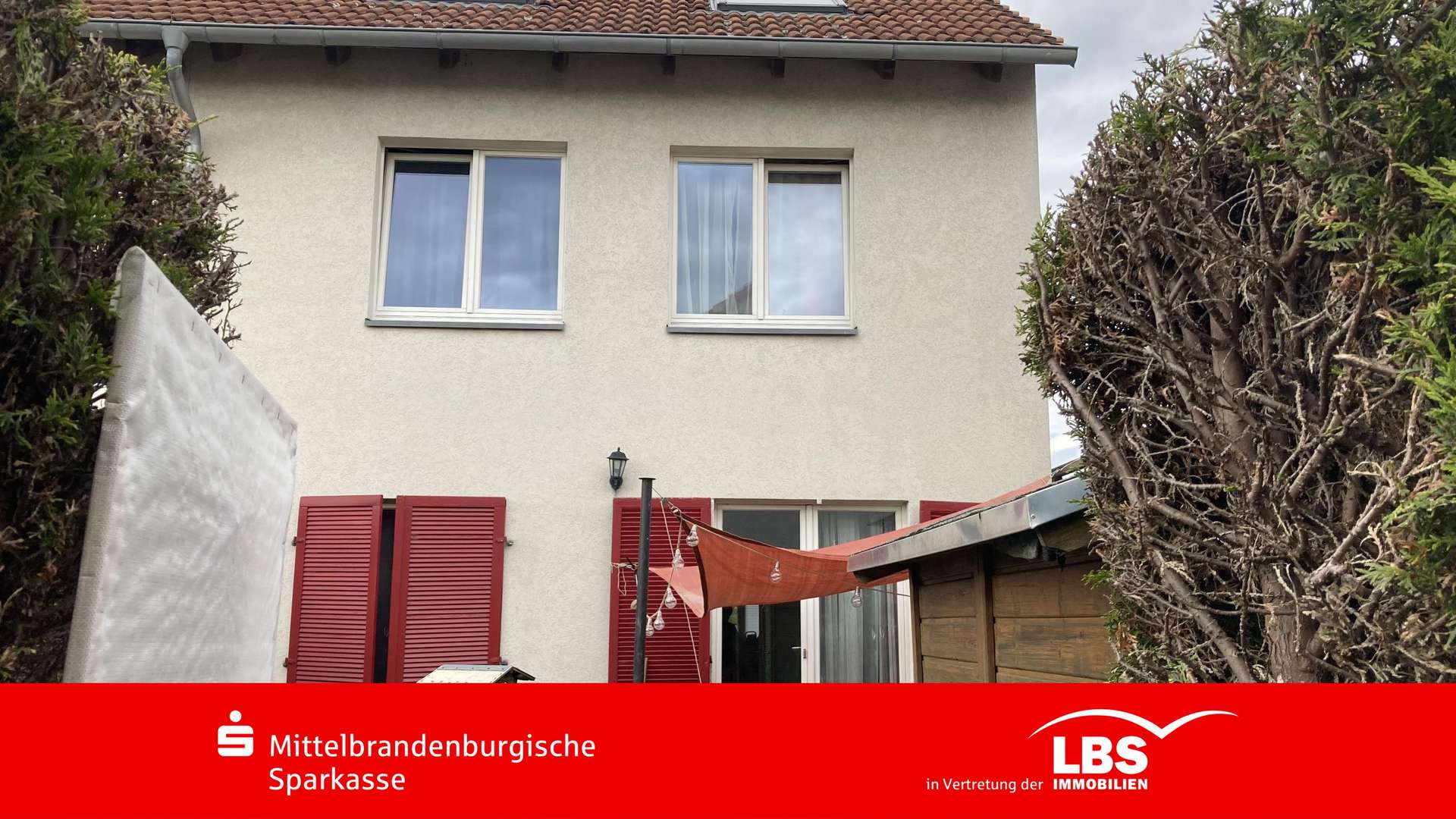 Hausrückseite Hausrückseite - Reihenendhaus in 14641 Wustermark mit 124m² kaufen