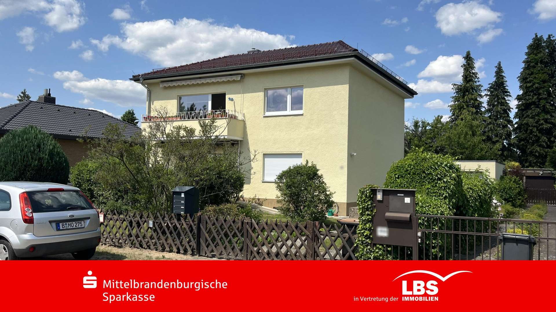 Ansicht von der Straße - Zweifamilienhaus in 13503 Berlin mit 156m² kaufen