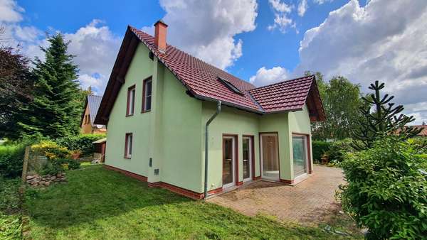 Ansicht Gebäude - Einfamilienhaus in 14806 Bad Belzig mit 167m² kaufen