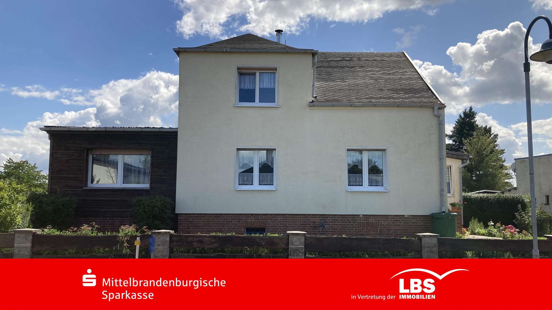 Straßenansicht Straßenansicht - Einfamilienhaus in 14715 Nennhausen mit 130m² kaufen