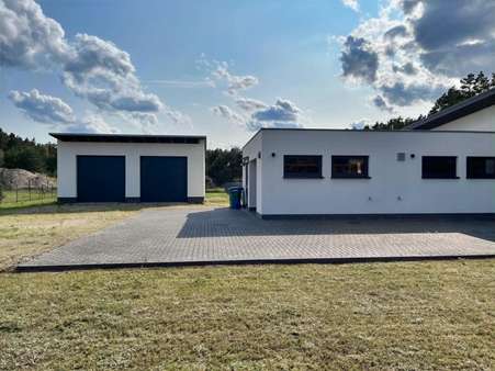 Zugangsbereich Lager/Garage Zugangsbereich Lager/Garage - Büro in 15755 Teupitz mit 150m² kaufen